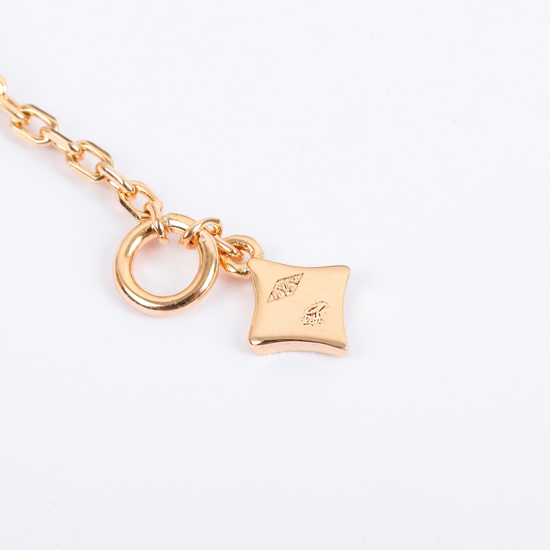 Louis Vuitton Four Flower Bracelet