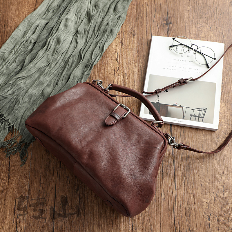 Vintage Manual Paint Vegetable-tanned Leather Doctor Bag