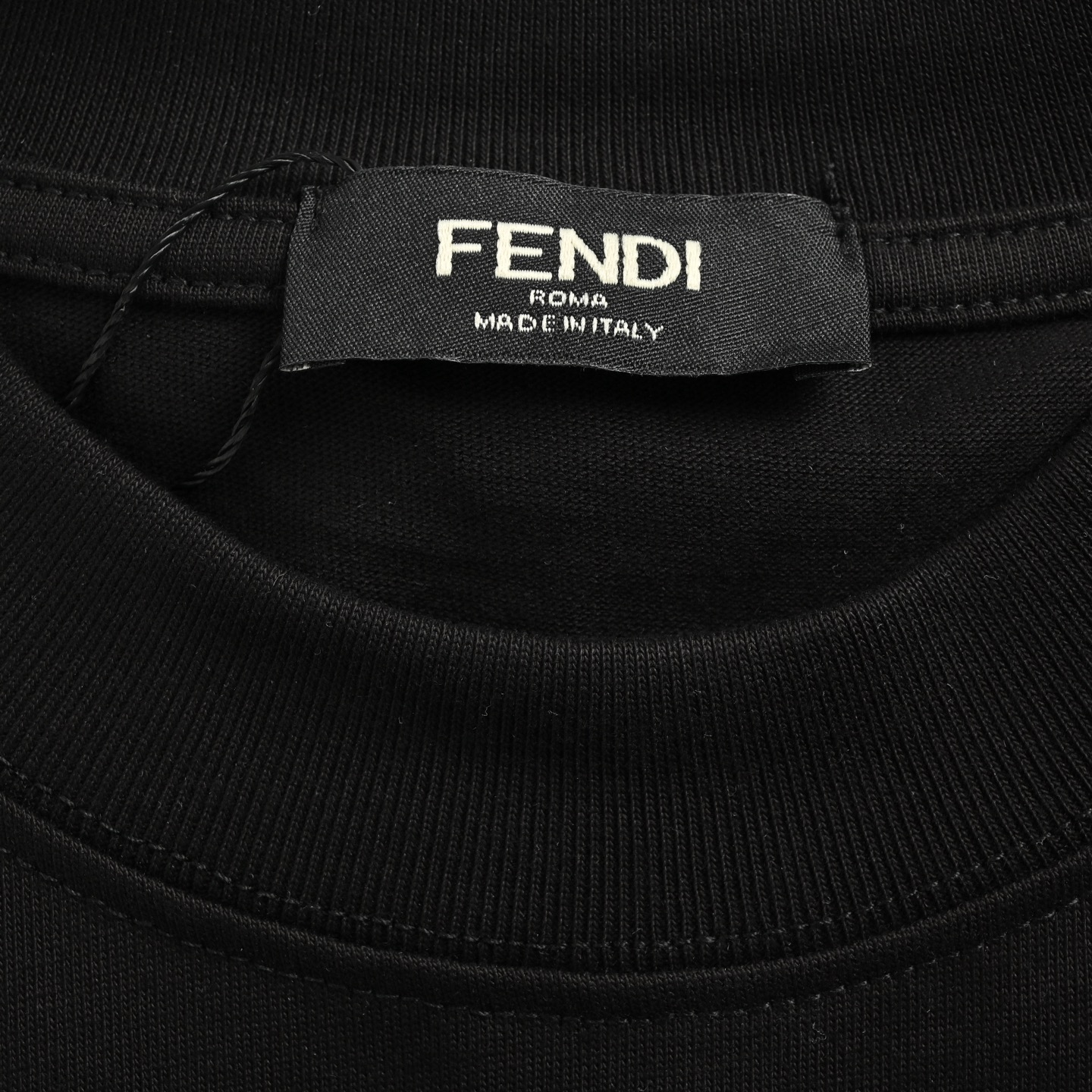 Fendi 25ss overlapping letter small eyes short sleeve