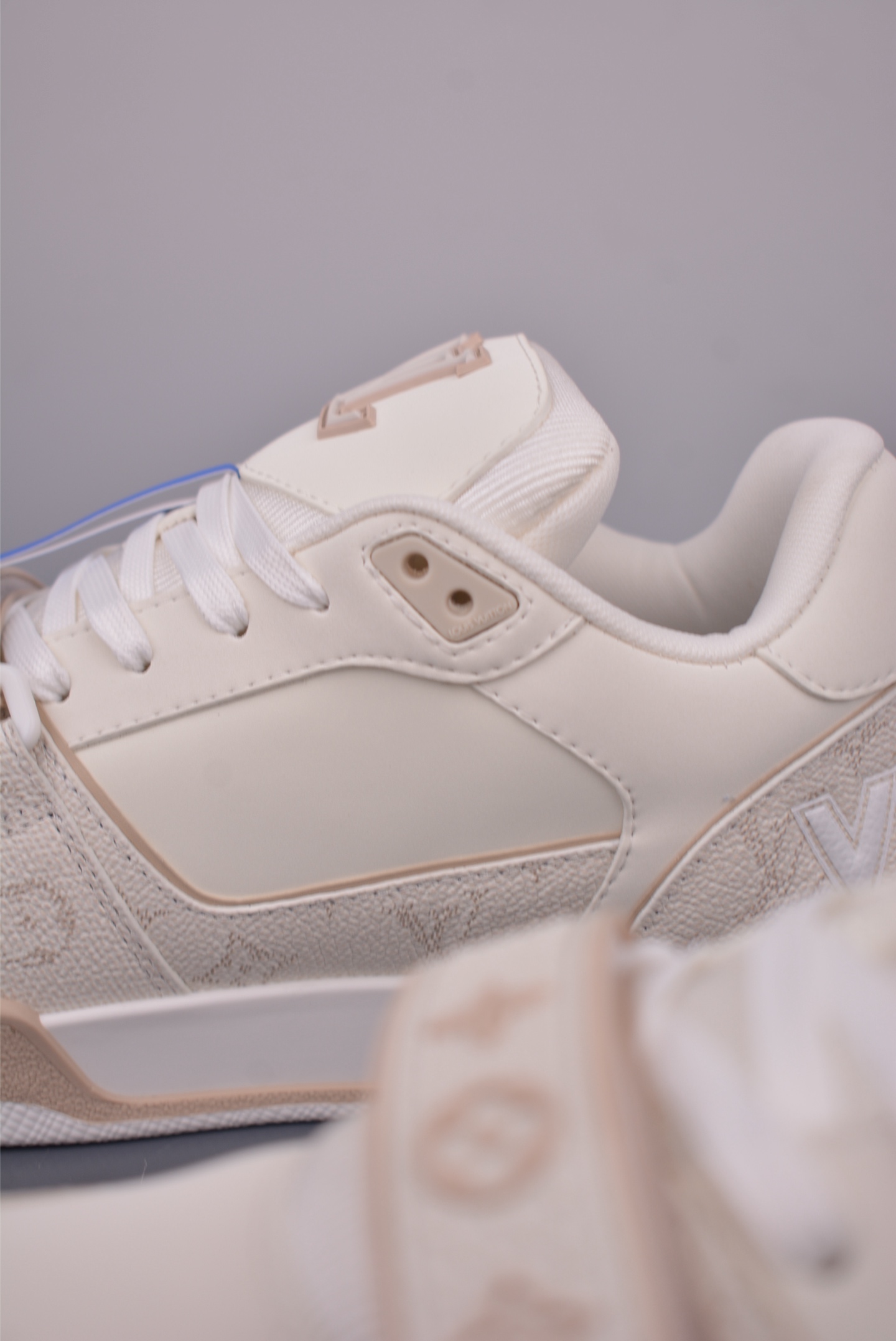 Louis Vuitton Archlight Sneakers 