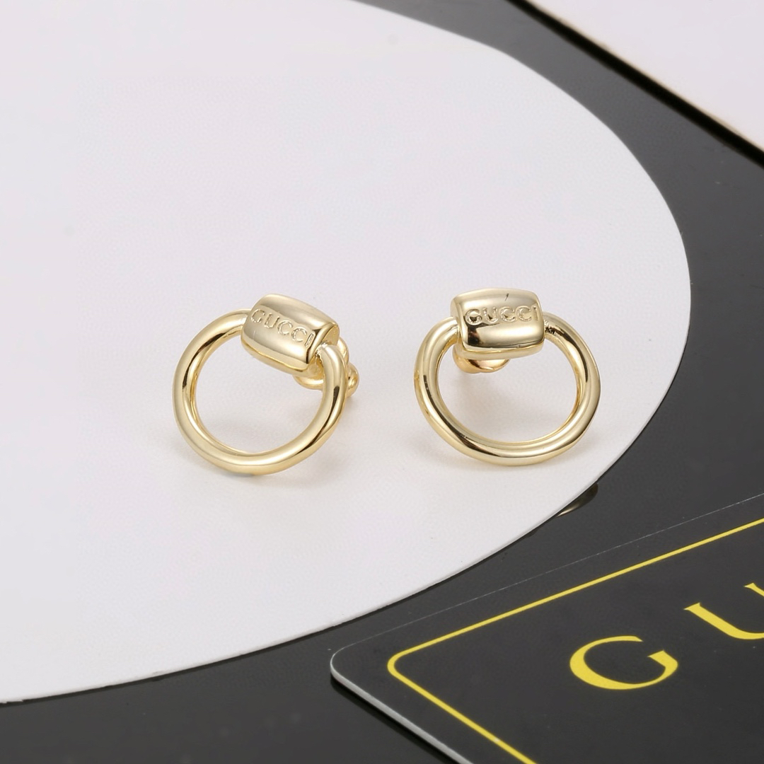 GUCCi hoop earrings