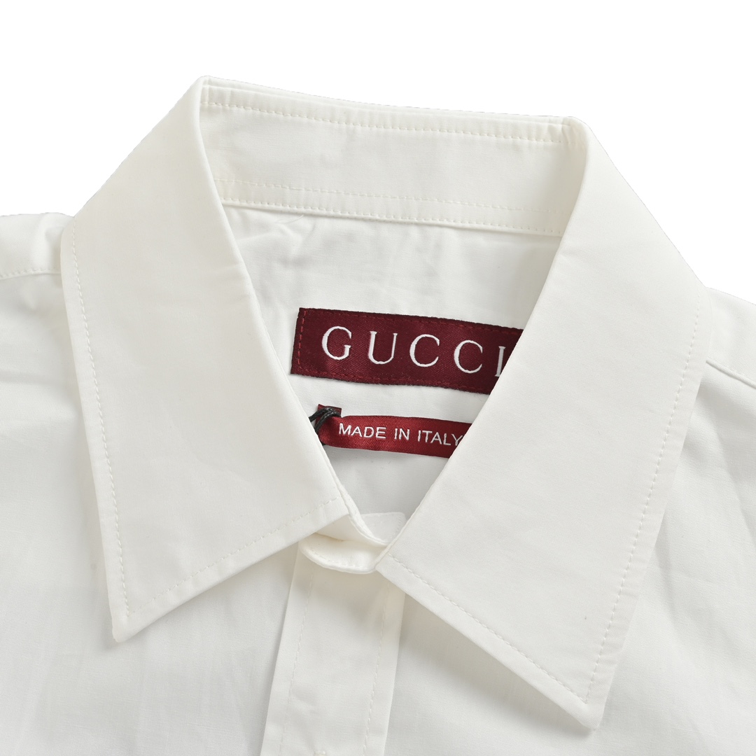 Gucci 24ss short-sleeved shirt with embossed logo on chest