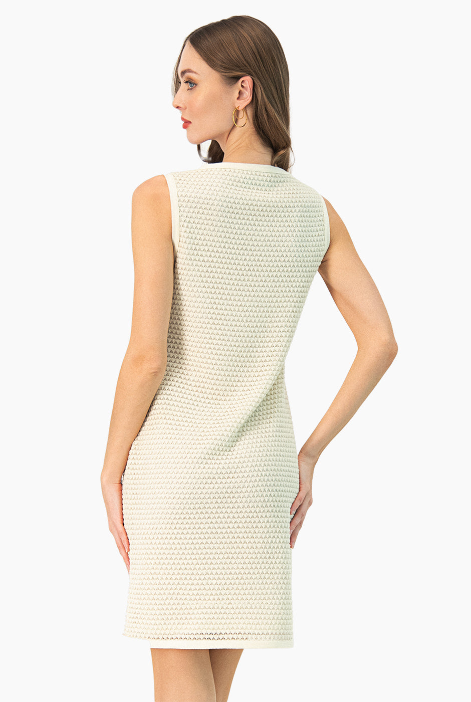 Vestido corto tejido sin mangas