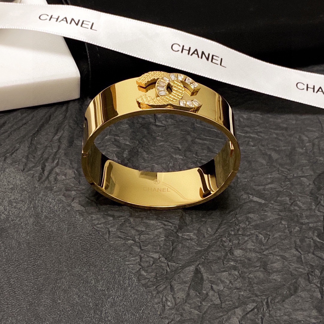 Chanel wide micro diamond bracelet