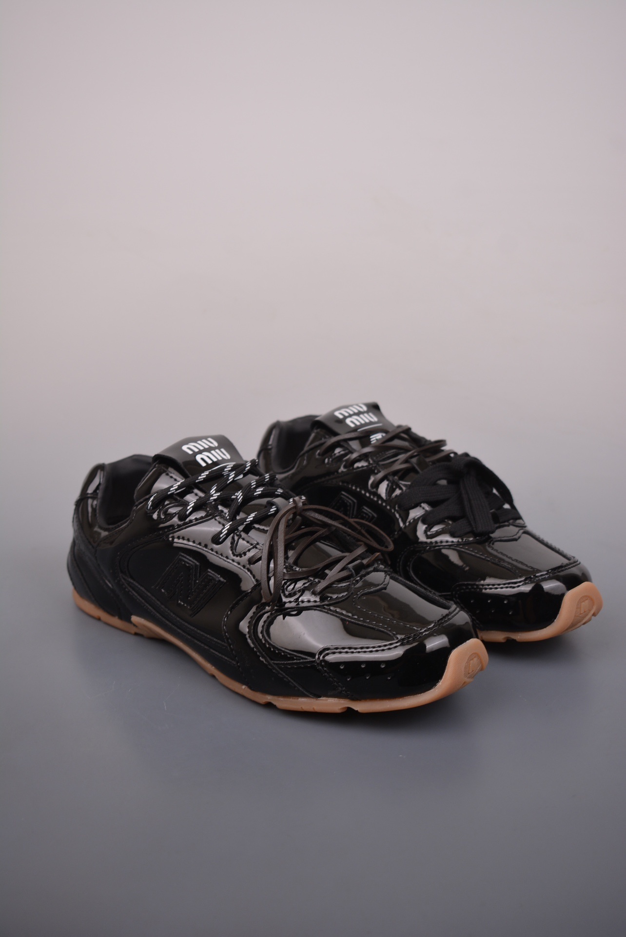Miu Miu x New Balance 530 SL 