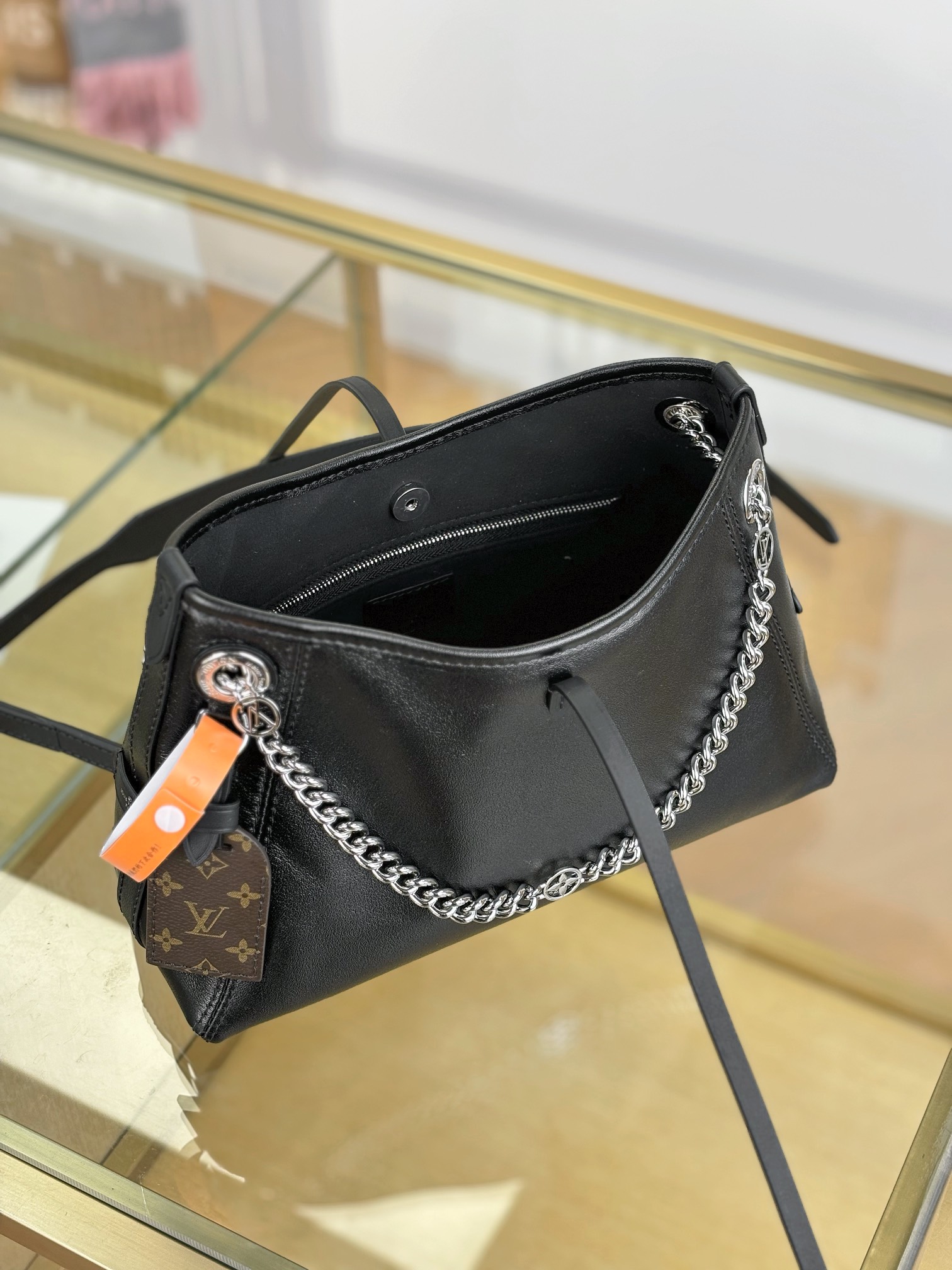 Louis Vuitton CARRYALL BB Handbag M24860