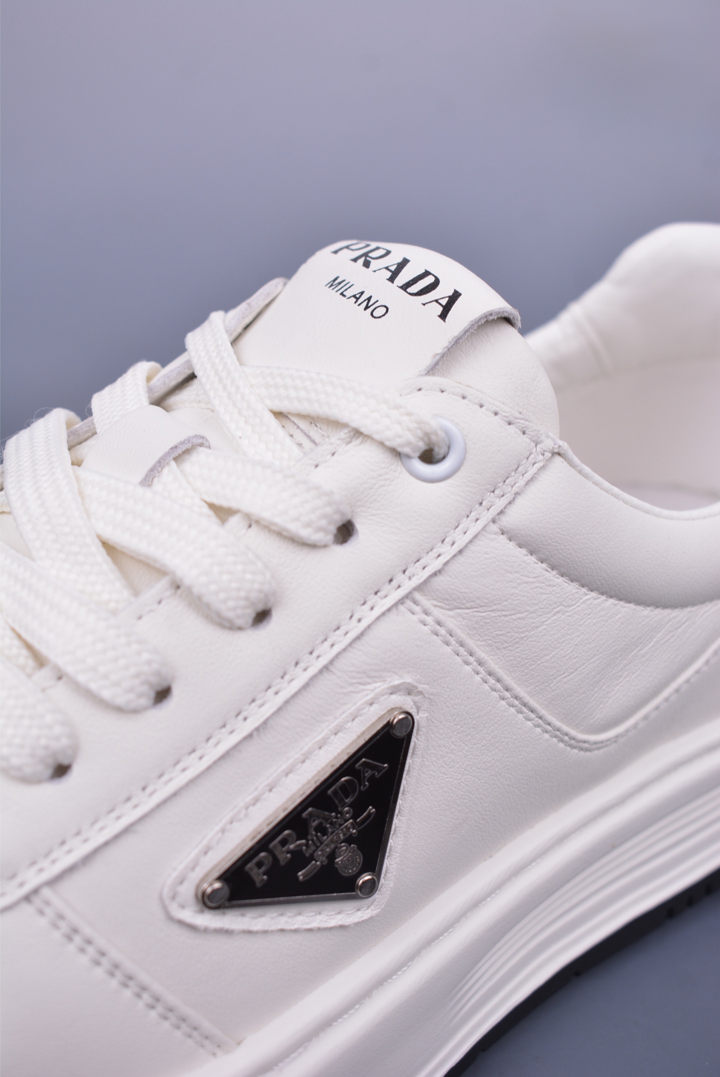 Prada PRAX 01 Triangle Logo Leather Sneakers Triangle Series Sports Shoes White Black 3D937M
