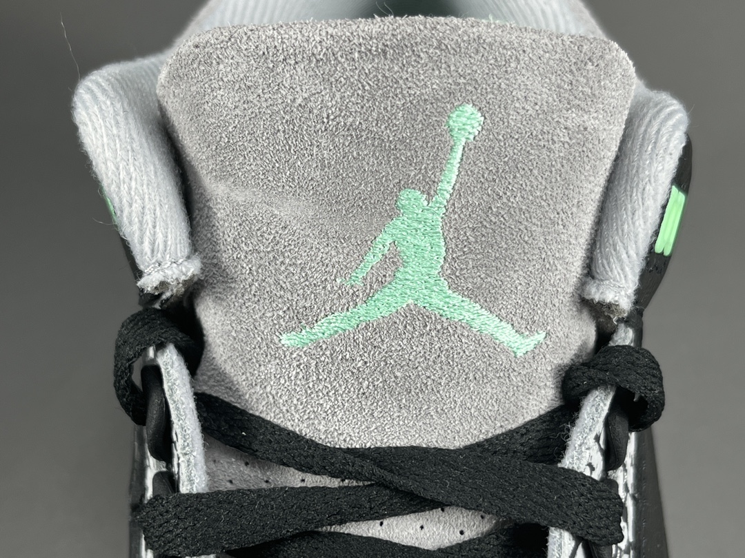 Nike Air Jordan 3 RetroGreen Glow CT8532-031