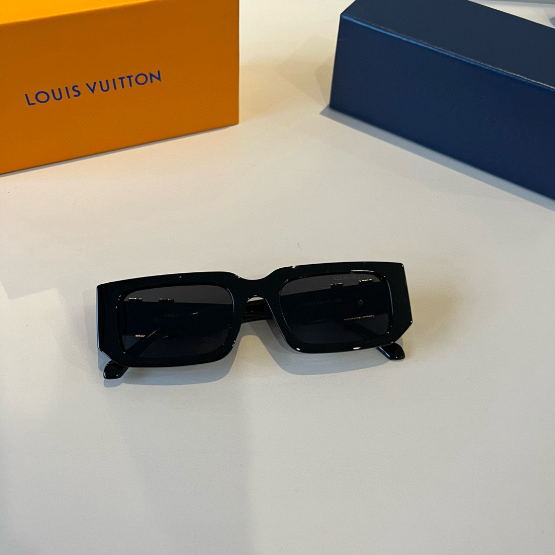 Louis Vuitton Square Frame Sunglasses