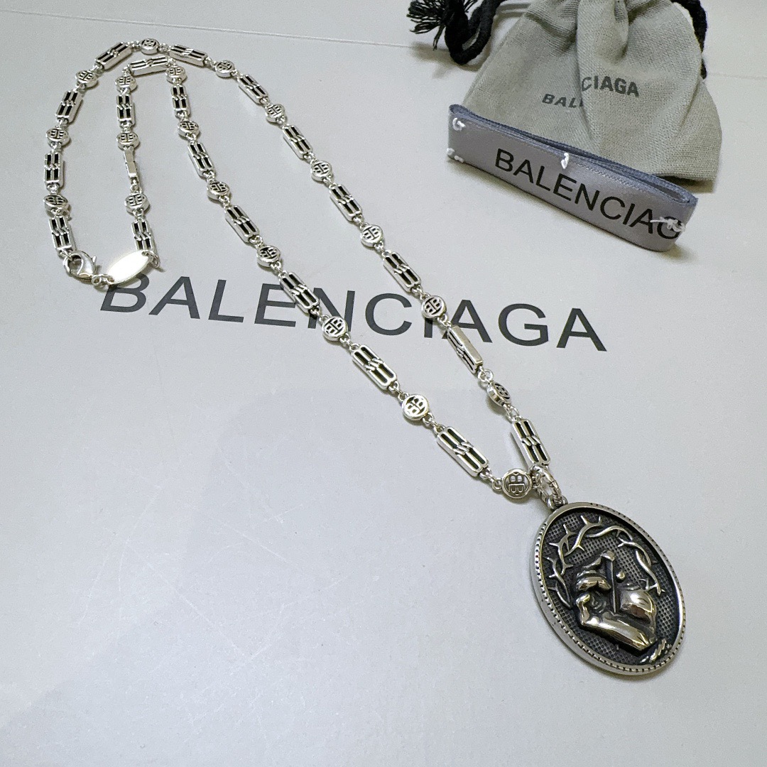 Balenciaga Palm Piercing Chain Necklace