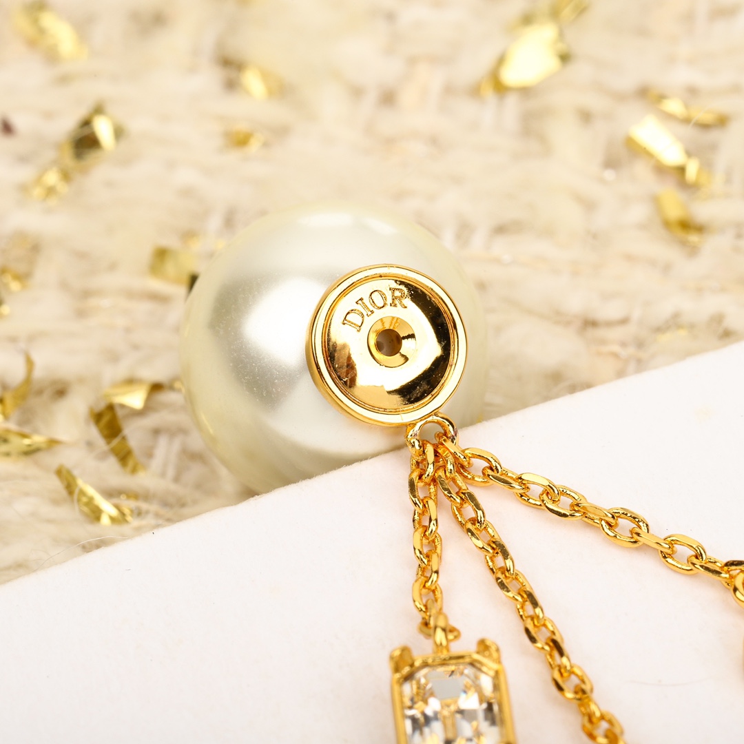 Dior large and small pearl tassel rhinestone earrings