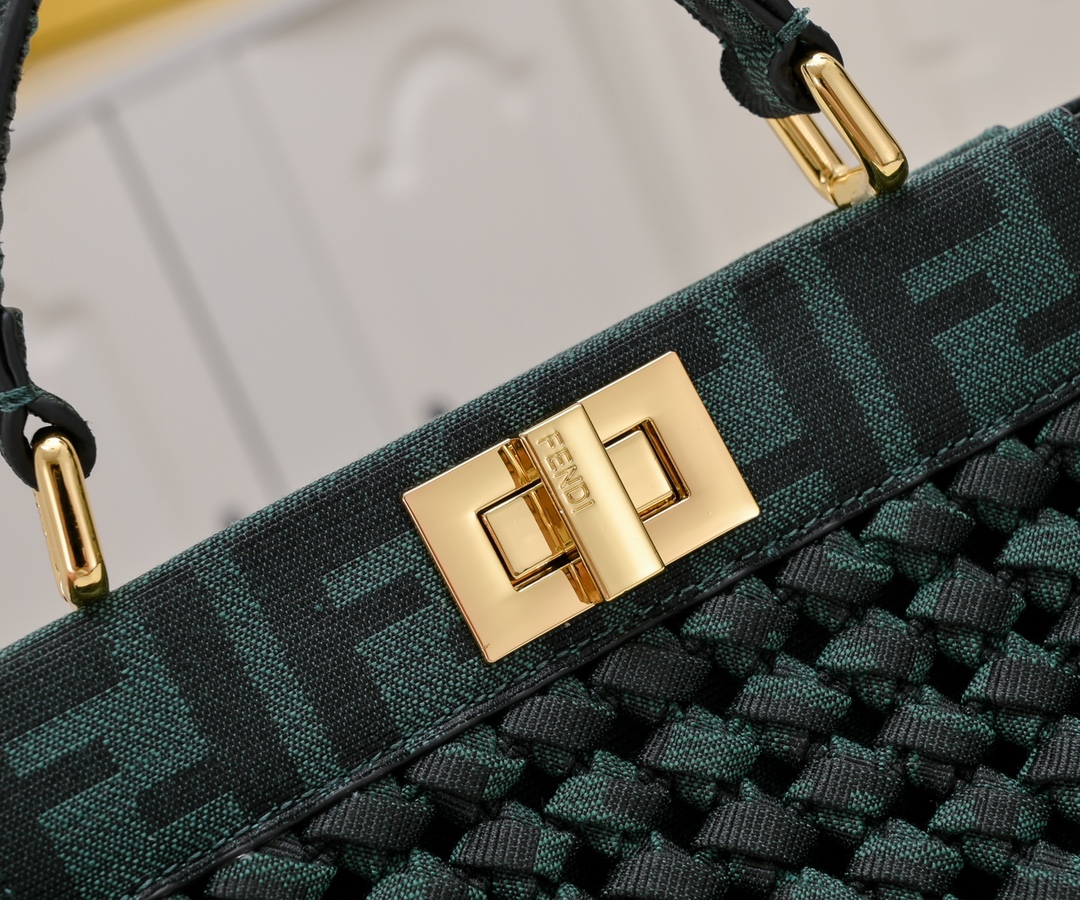 FENDI ekaboo classic handbag 4406