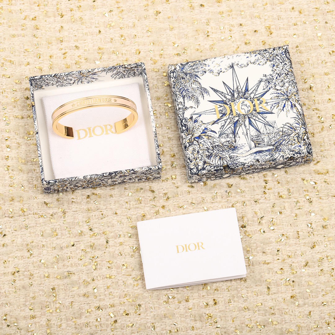 Dior Letter Open Bracelet