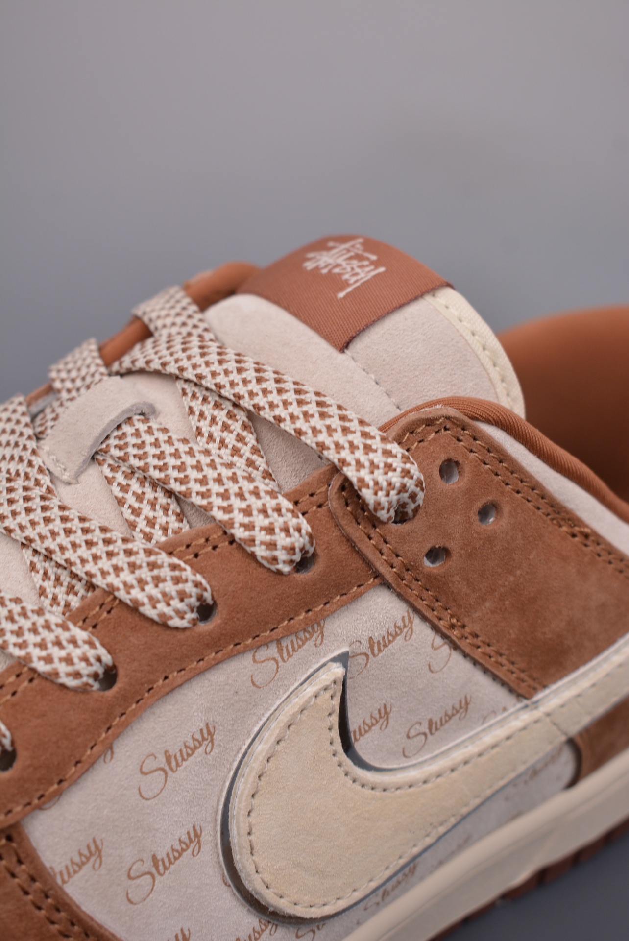 Stussy x Nike By You SB Dunk Low Retro SP Beige Brown Embroidery XX3168-601