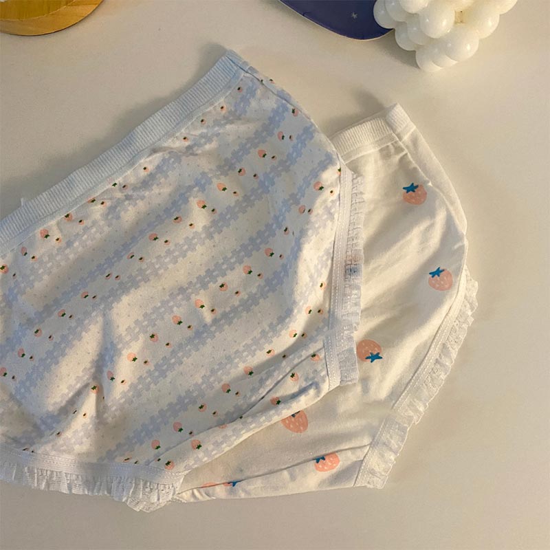 4 Pack Cartoon Rabbit Strawberry Panty Set