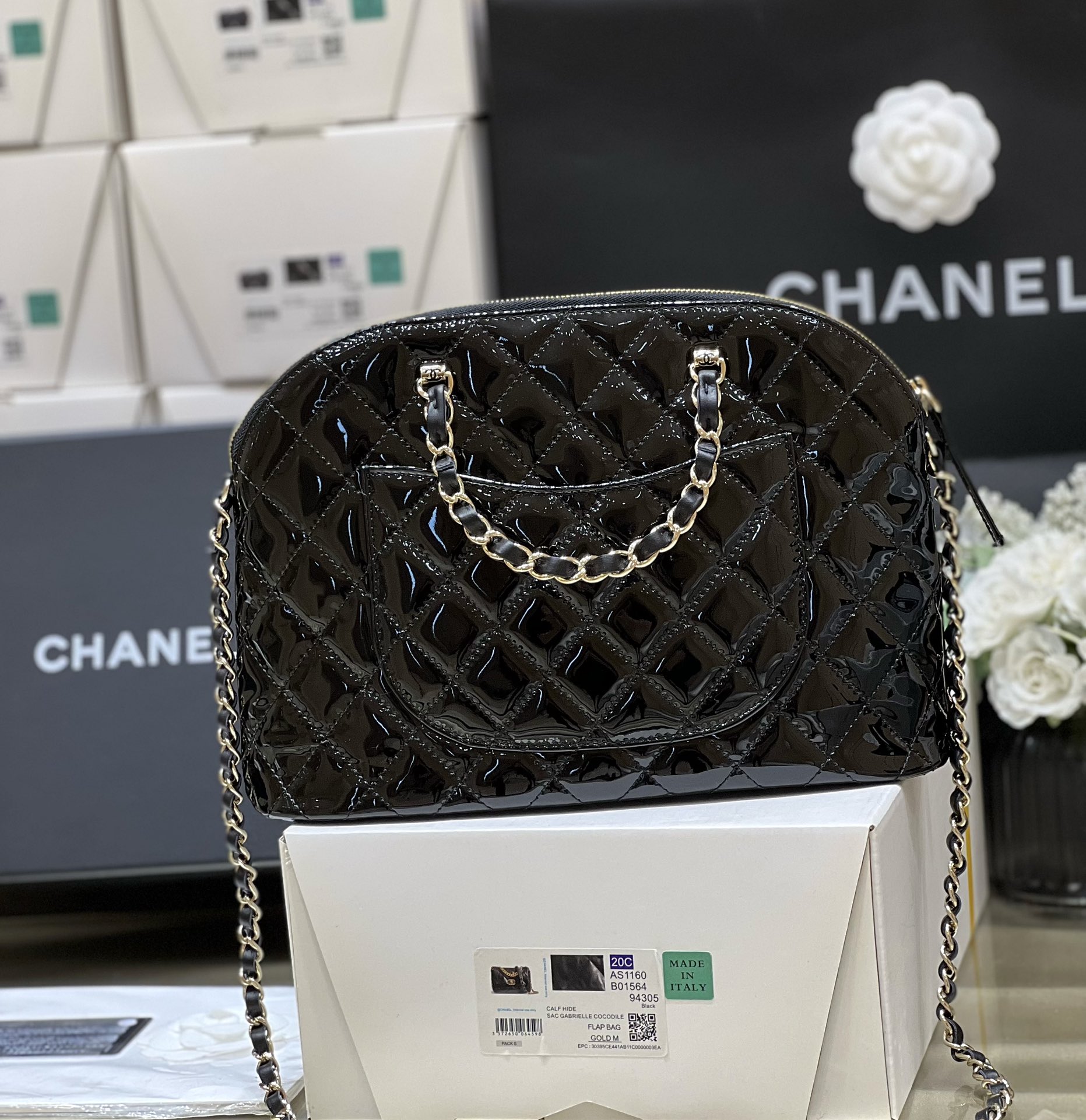 Chanel 23S Spring/Summer Collection Patent Leather Shell Bag AP3969