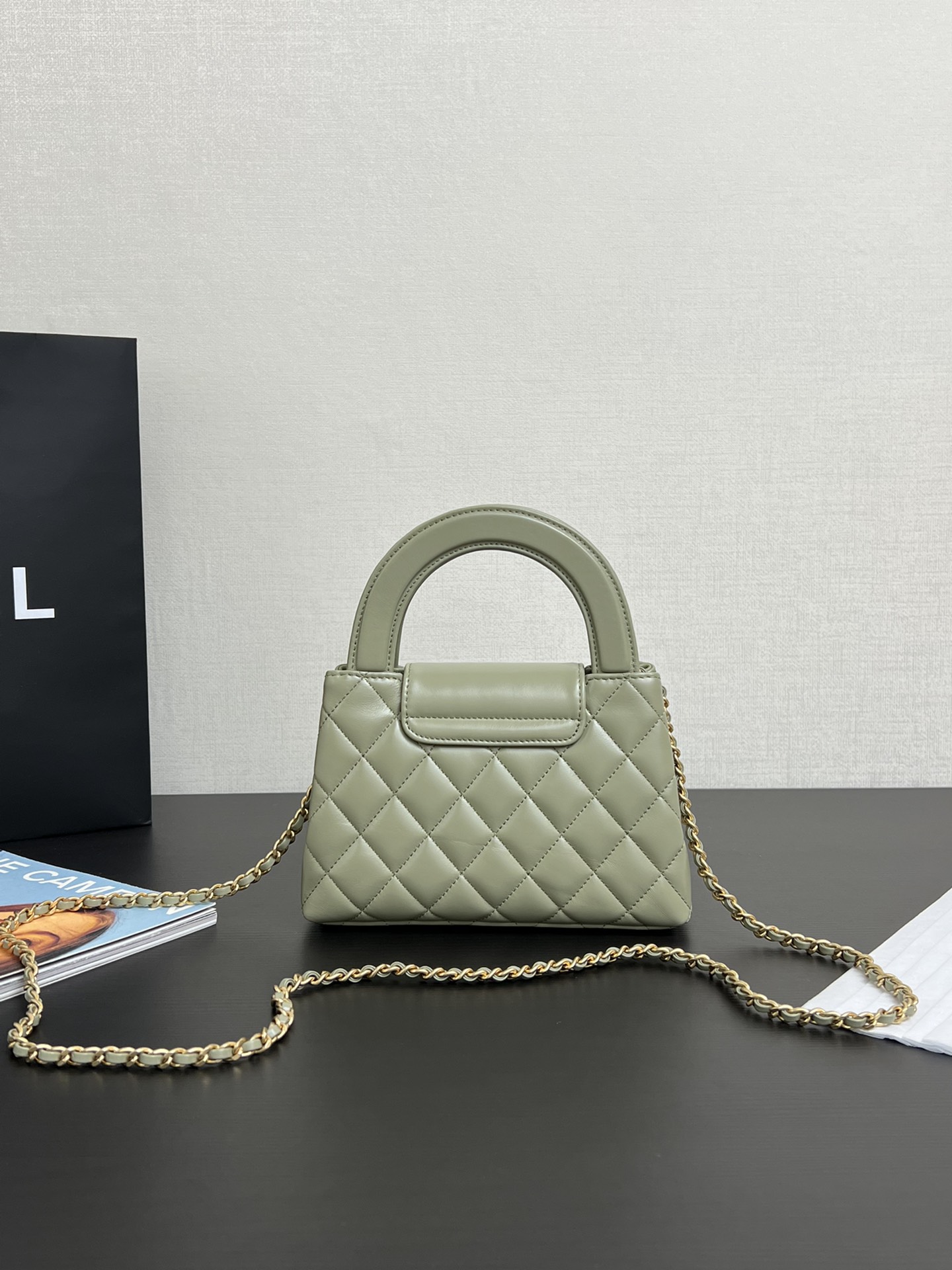 Chanel 25c large kelly diamond handbag 99300