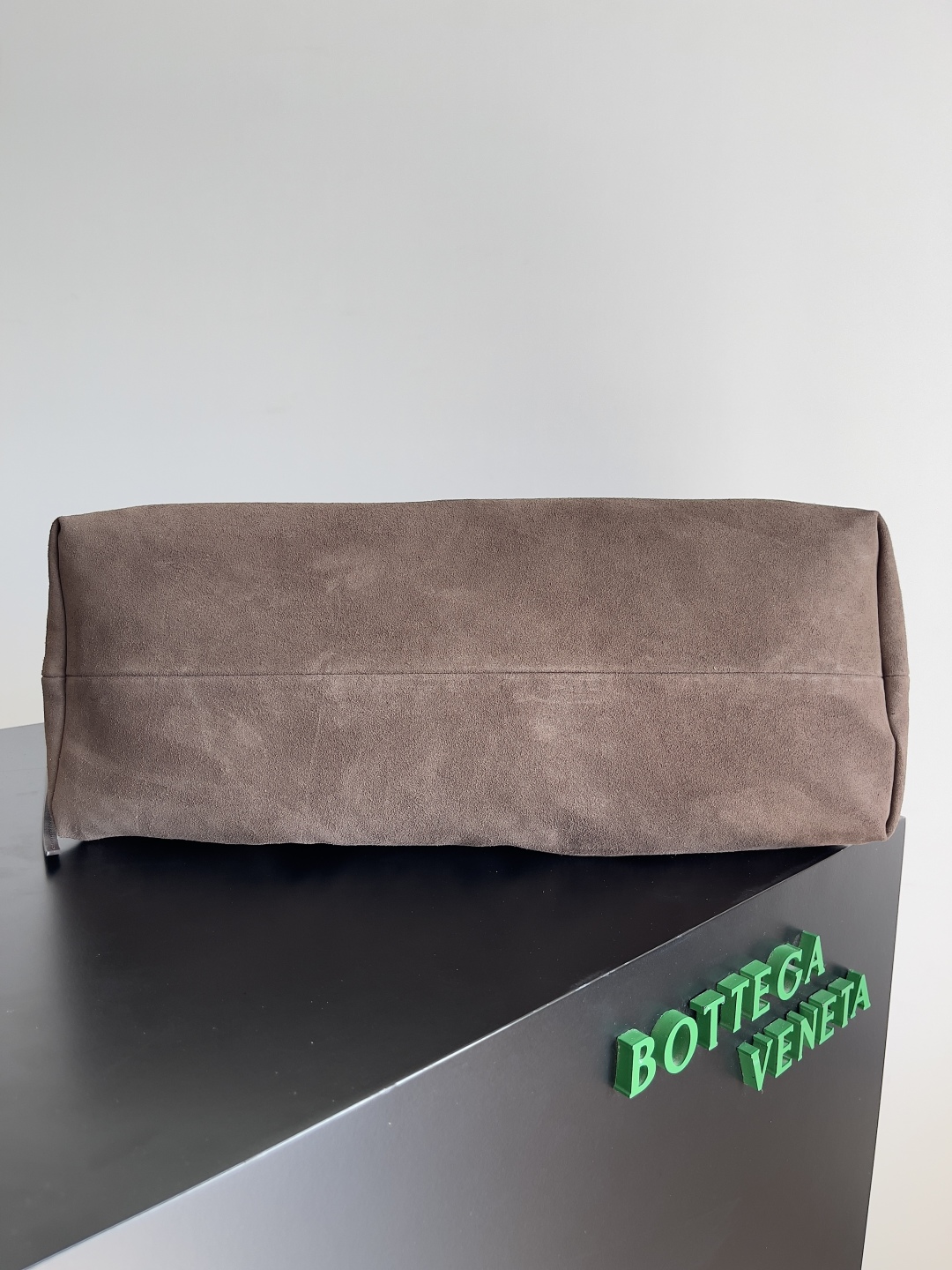 BOTTEGA VENETA 2025 PINACOTECA bag 817166
