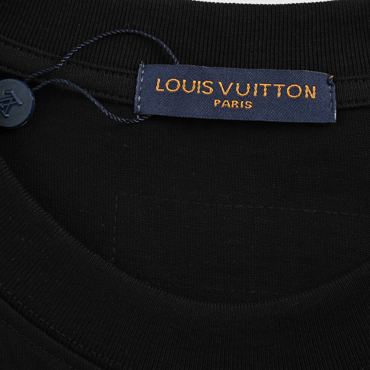 Louis Vuitton 25ss neckline graffiti lettering print short sleeves