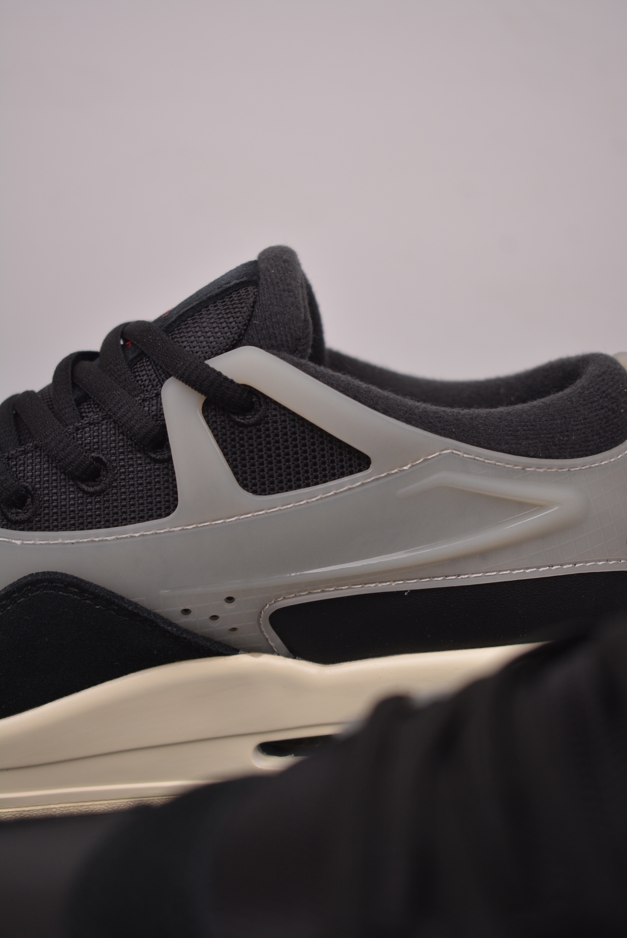 Nike Air Jordan 4 Retro RM Black Sail FQ7939-006