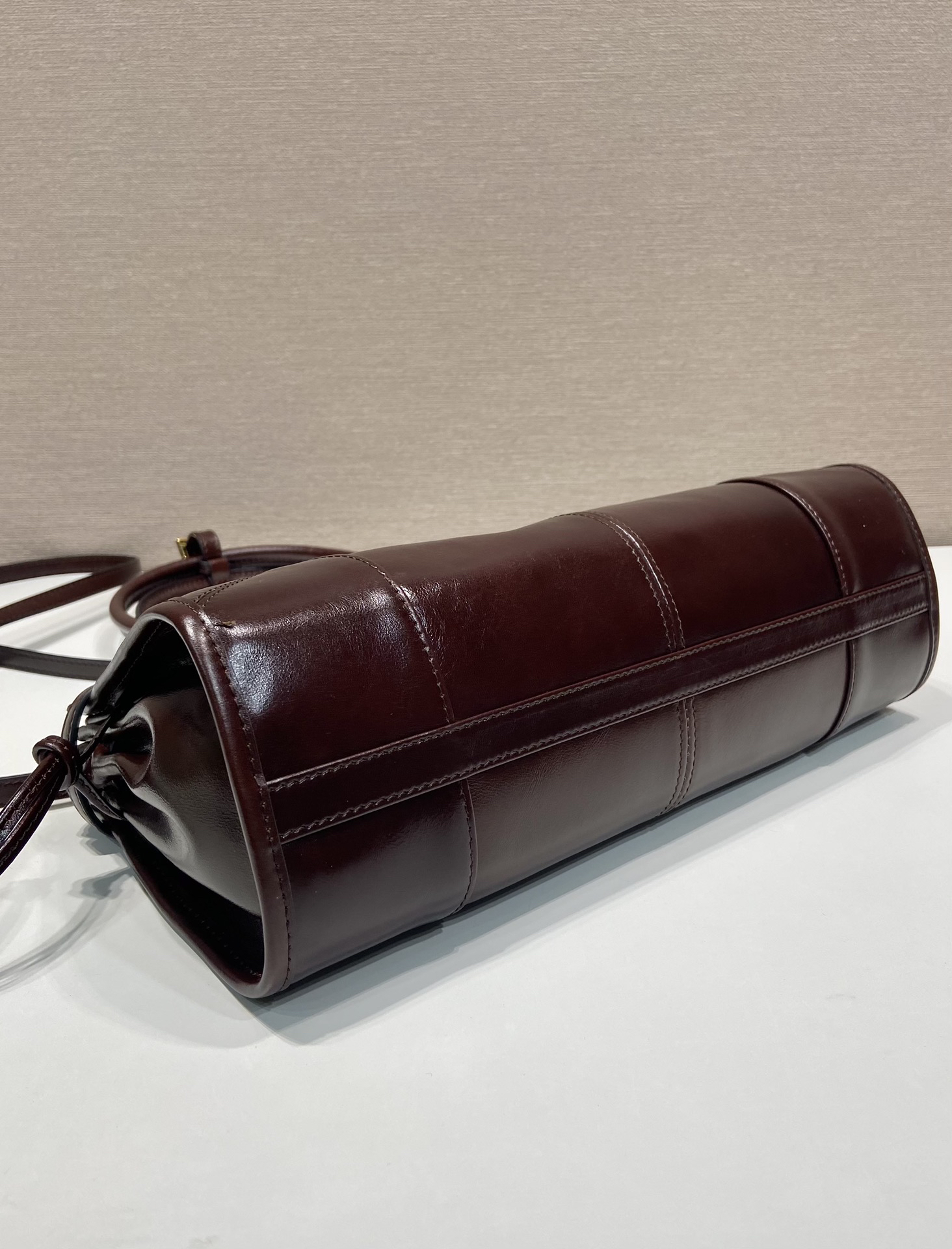 Prada lussolf waxed leather handbag 1BA426