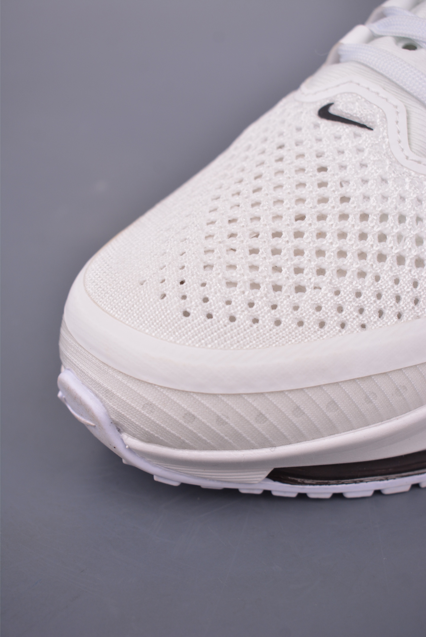 Nike Air Zoom Pegasus Premium Running Shoes White and Black FD2526-200