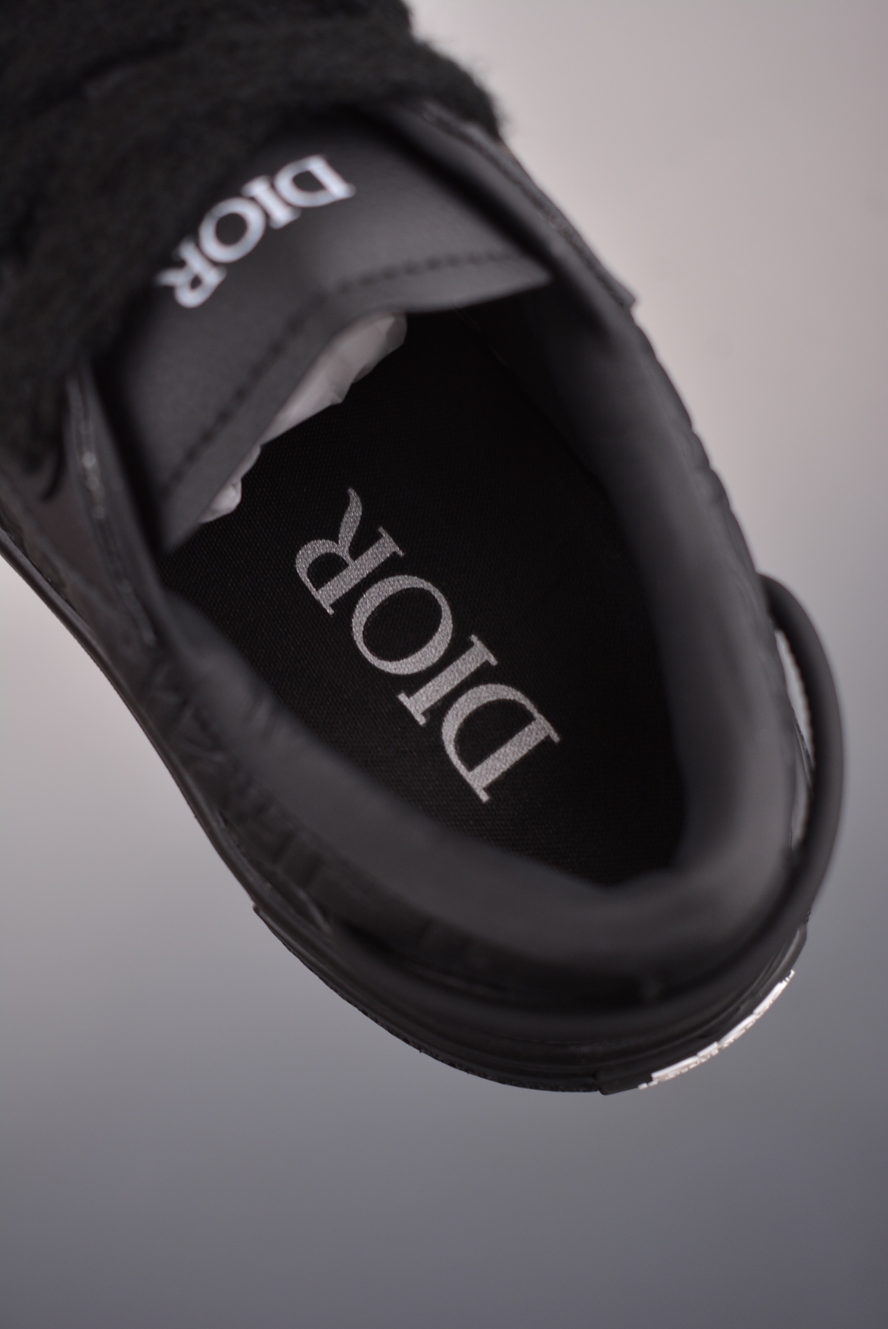 Dior B33 Low Top Sneakers Dior Gravity all black embossed 3SN303ZAY_H900