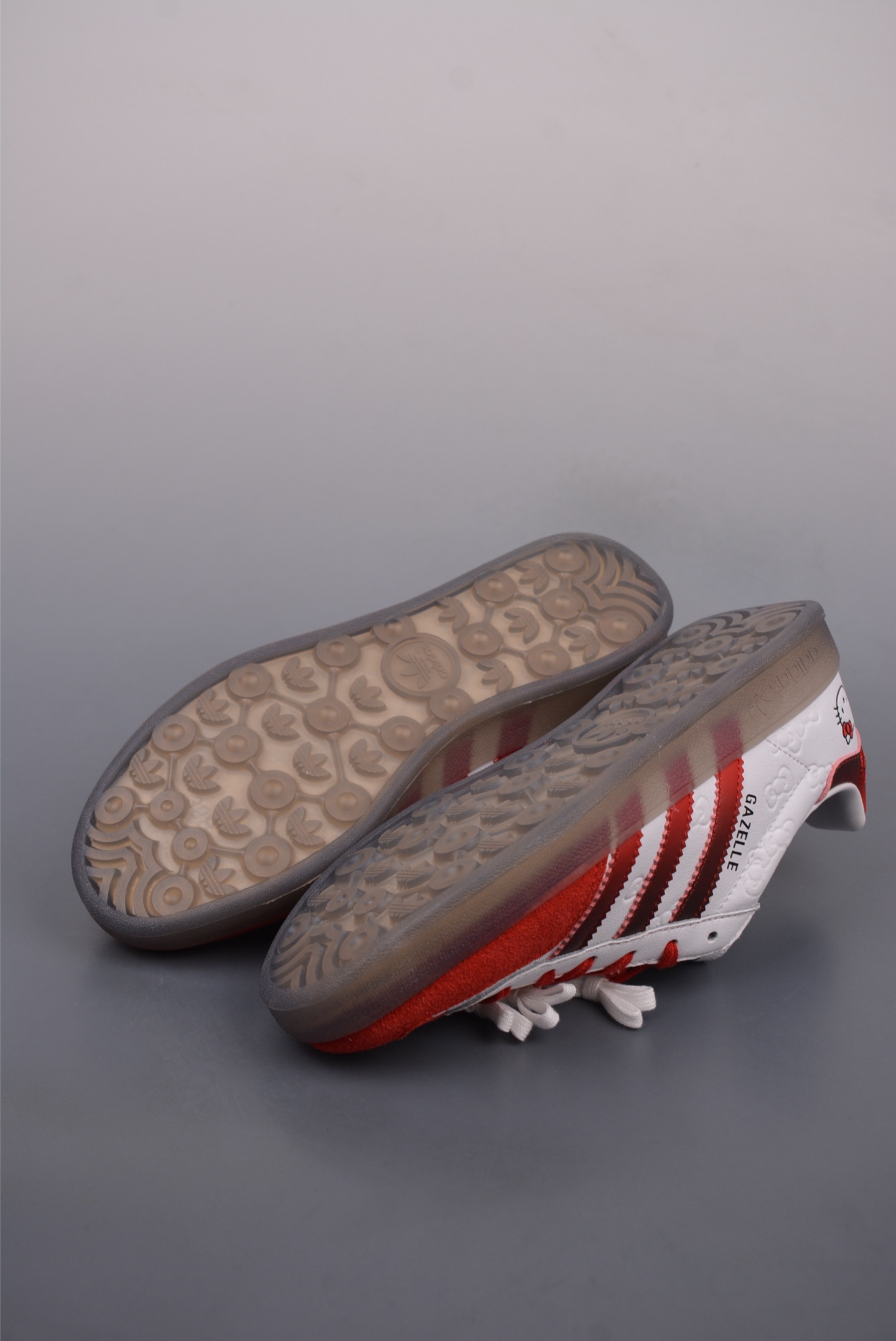 《Hello Kitty》x Adidas Gazelle Indoor Trainers Hello Kitty And Friends II0013