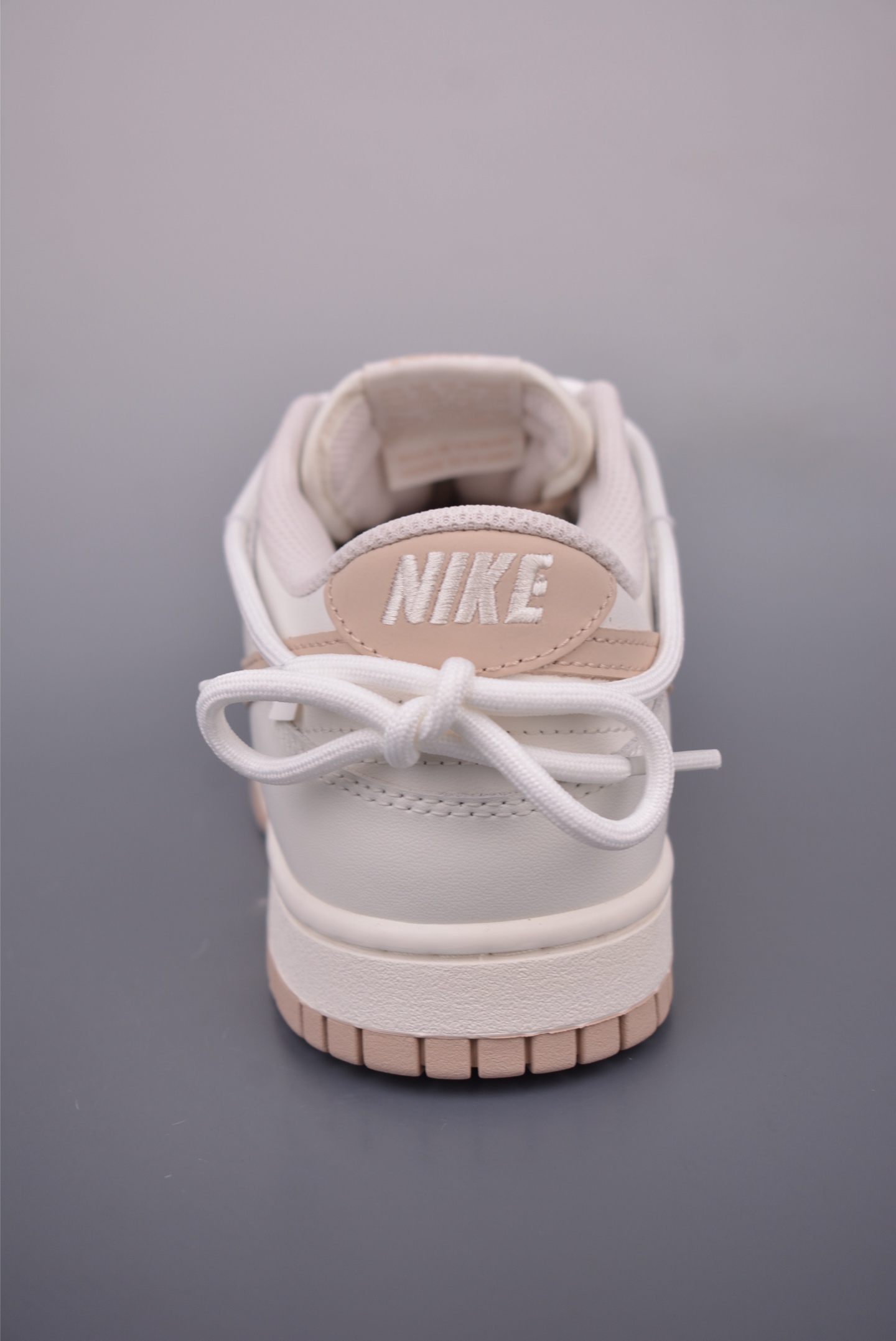 Nike SB Dunk Low Just Do It “Gray Pink” WG0510-070