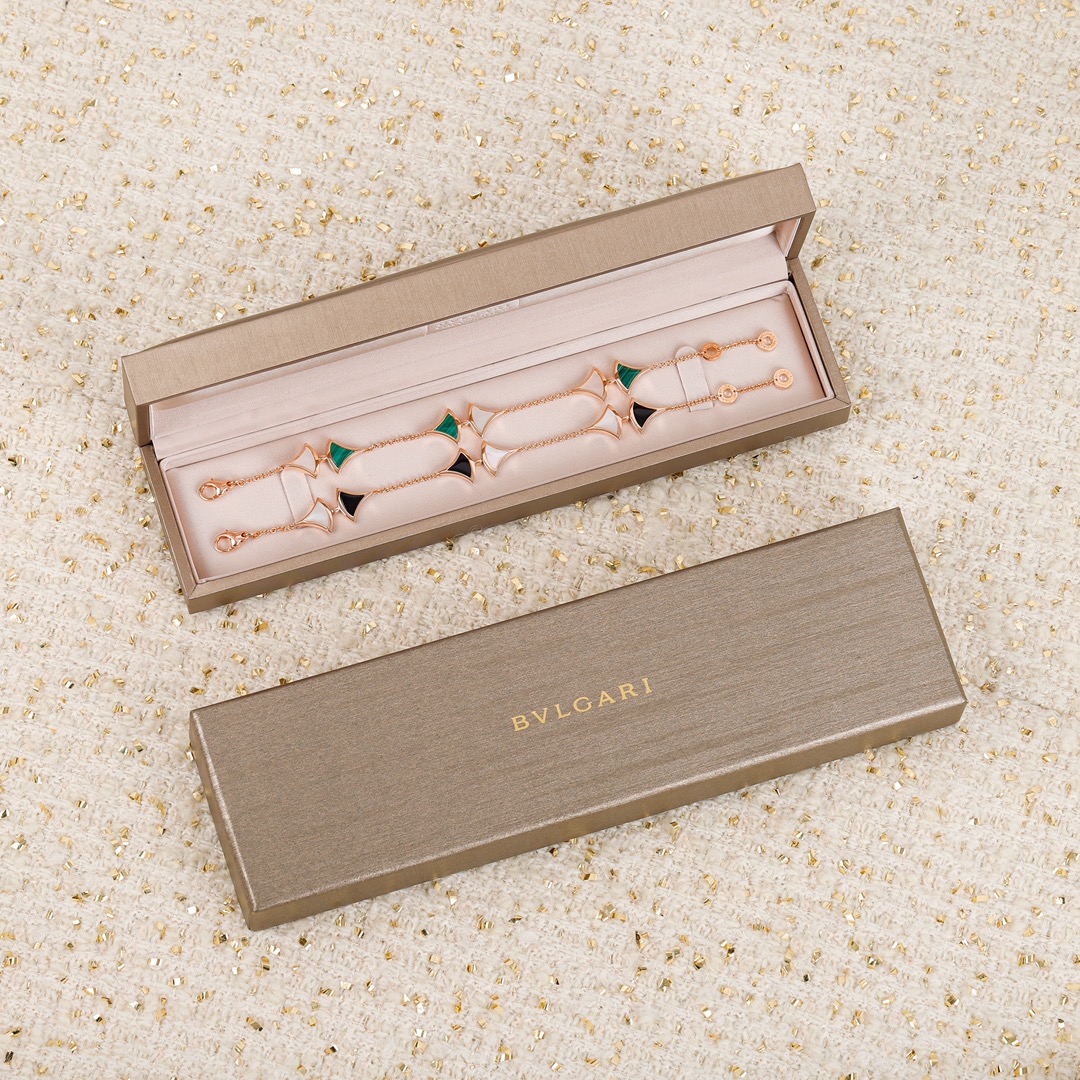 Bulgari Shell Fan Bracelet