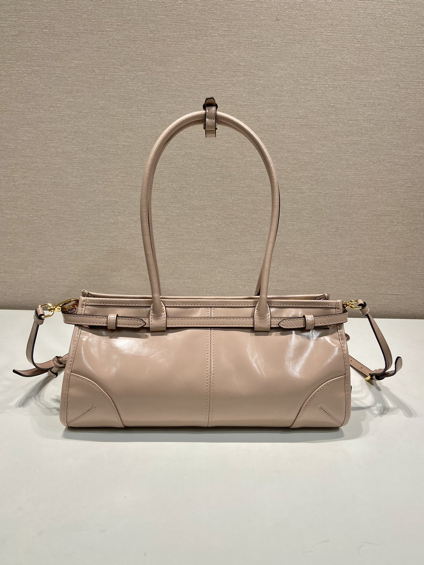 Prada lussolf waxed leather handbag 1BA426
