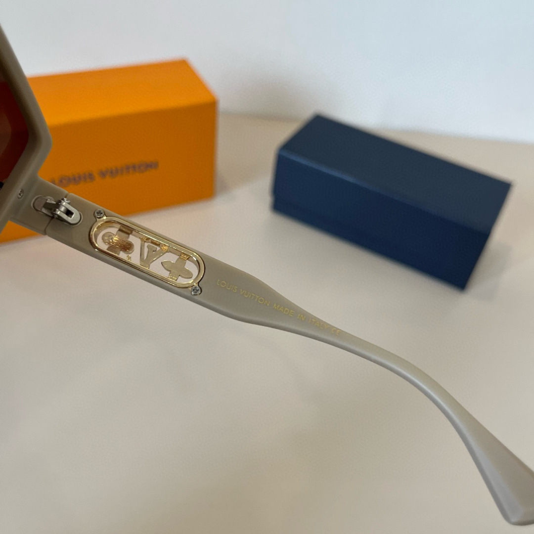 Louis Vuitton Square Frame Sunglasses