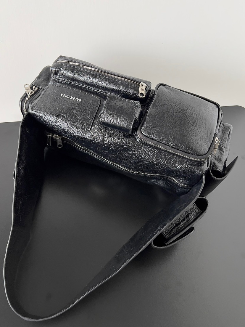 Balenciaga superbusy series shoulder bag