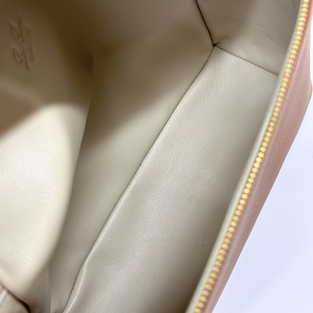 Loro Piana Extra poet L23.5 Square Backpack FAN4041