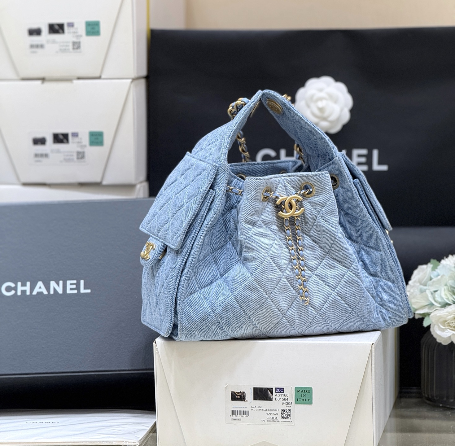 Chanel 25S Spring/Summer Collection Denim Handbag AS5293 00138