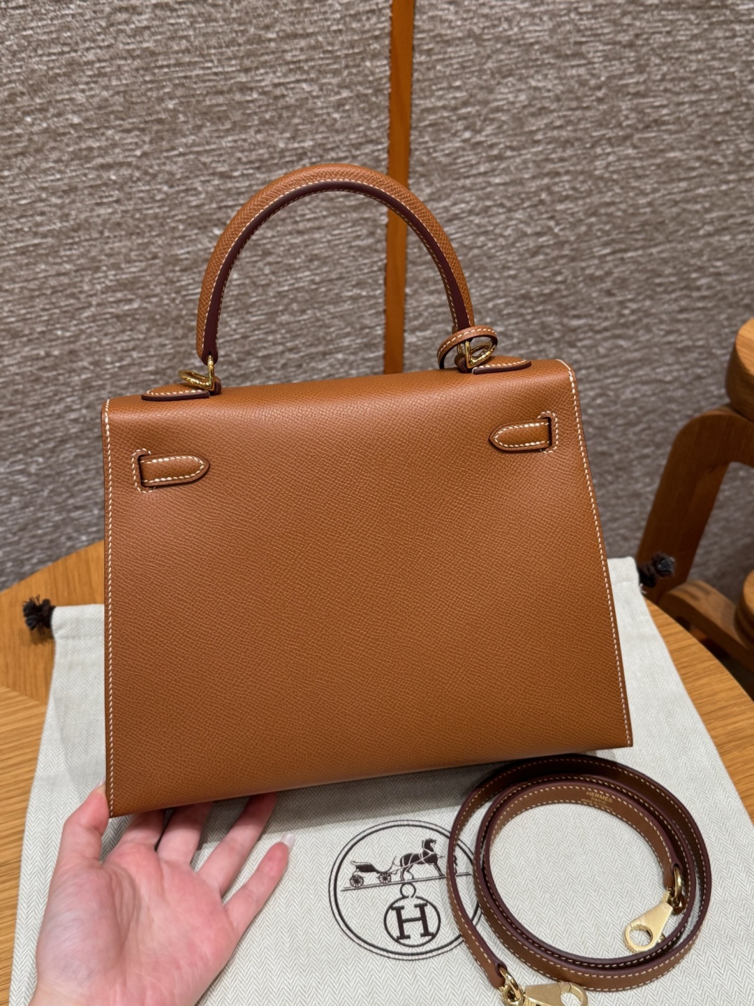 Hermès Kelly 37gold Handbag (Handmade to Order)