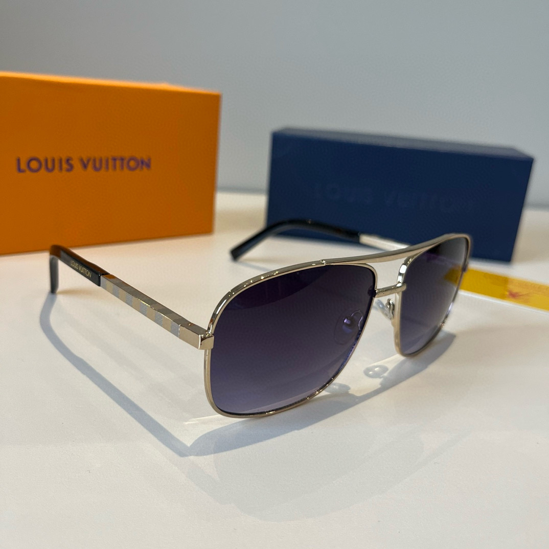 Louis Vuitton Round Frame Sunglasses