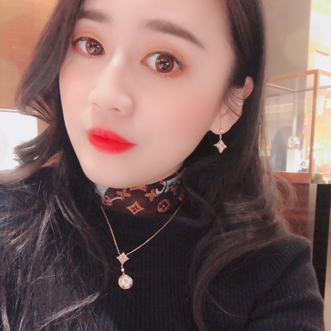 Louis Vuitton COLOR BLOSSOM BB Gold Agate Necklace