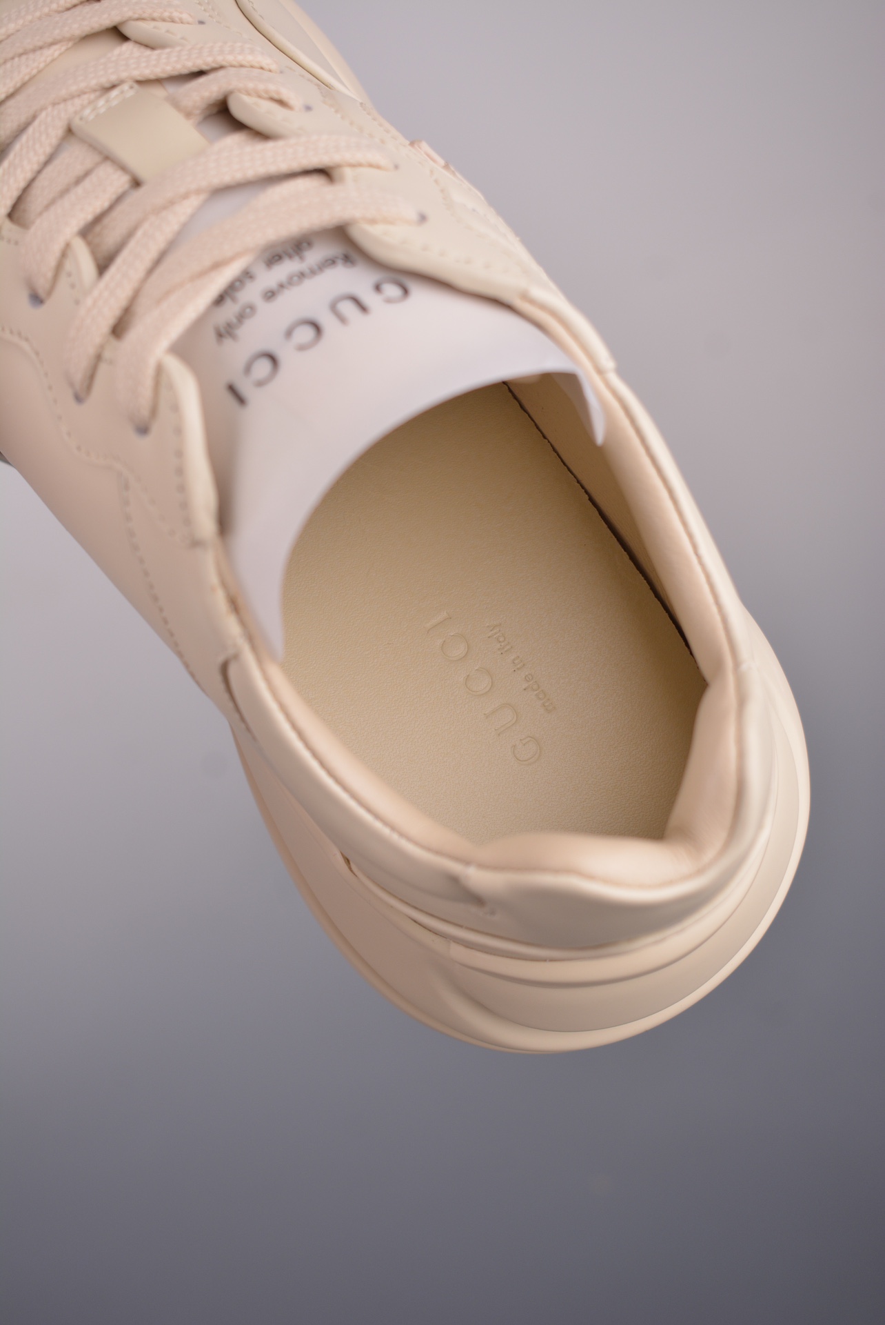 Gucci Leather Ivory Light Pink Double G Hollow