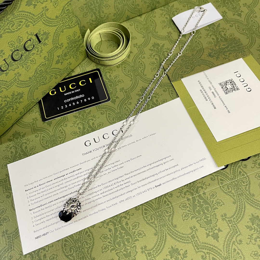 Gucci Little Lion Vintage Necklace