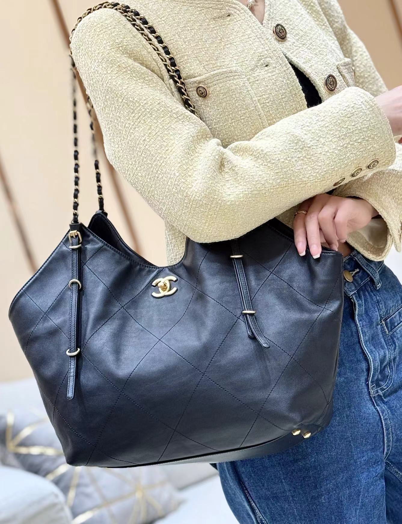 Chanel 25S Spring/Summer Collection Large Tote AS5466
