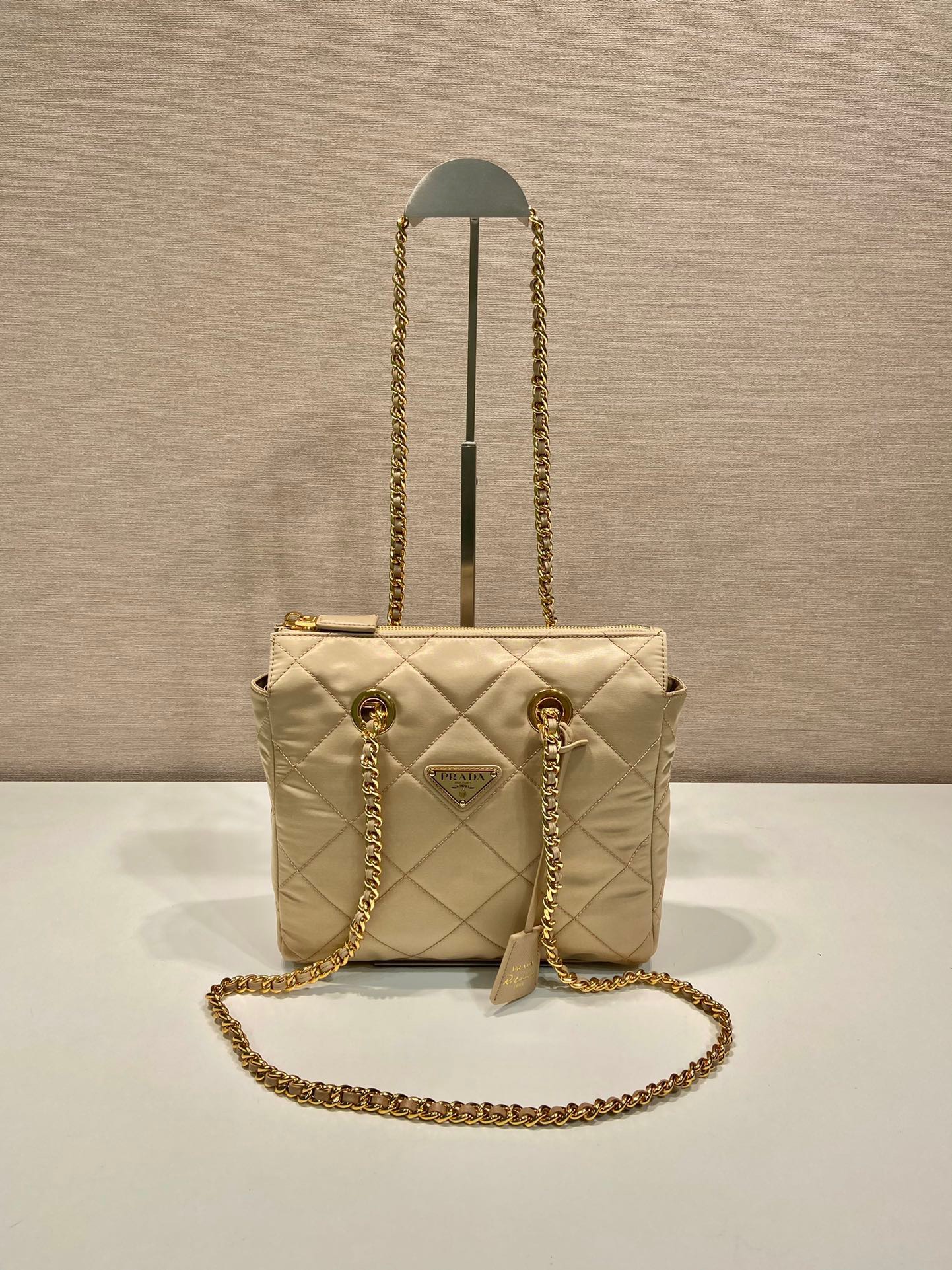 Prada Second-hand zipper 1BG467