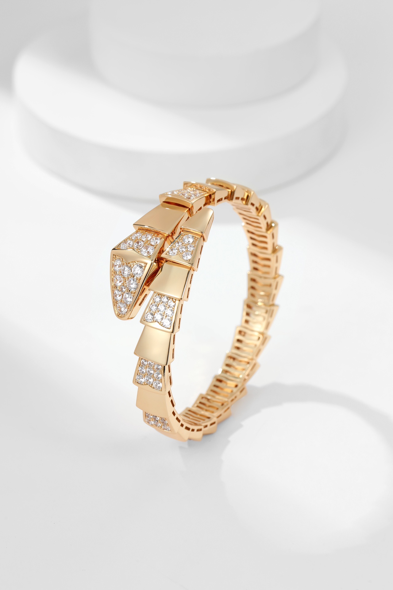 Bulgari Bulgari snake-shaped diamond bracelet
