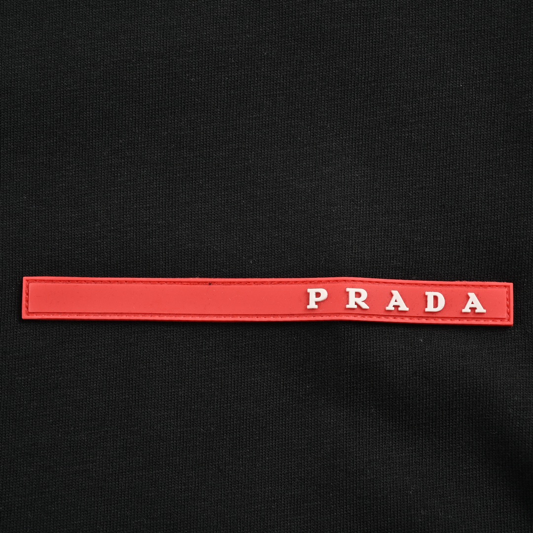 Prada 21ss classic red silicone trim short sleeve