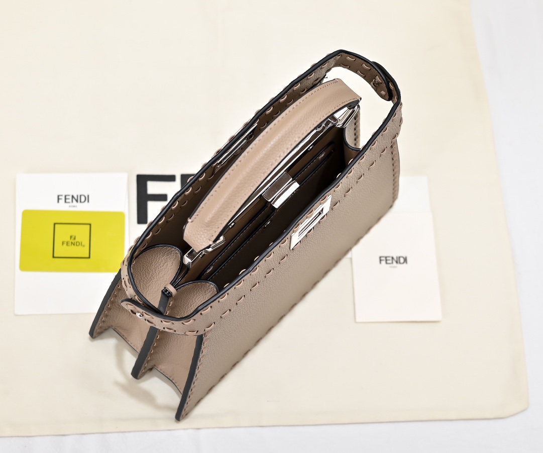 FENDI ekalboo macaron hand-sewn kitten bag 3361