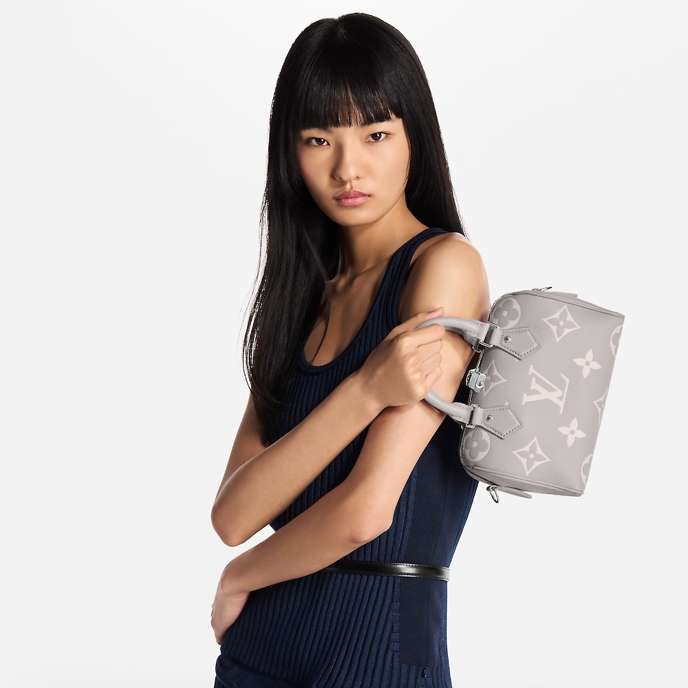 Louis Vuitton SPEEDY BANDOULIÈRE 20 Handbag M46575