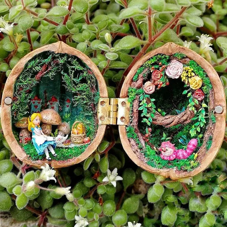 Last Day Special Sale - 75% OFF🏠Handmade Walnut Shell Doll House--mini library, tiny World inside walnuts