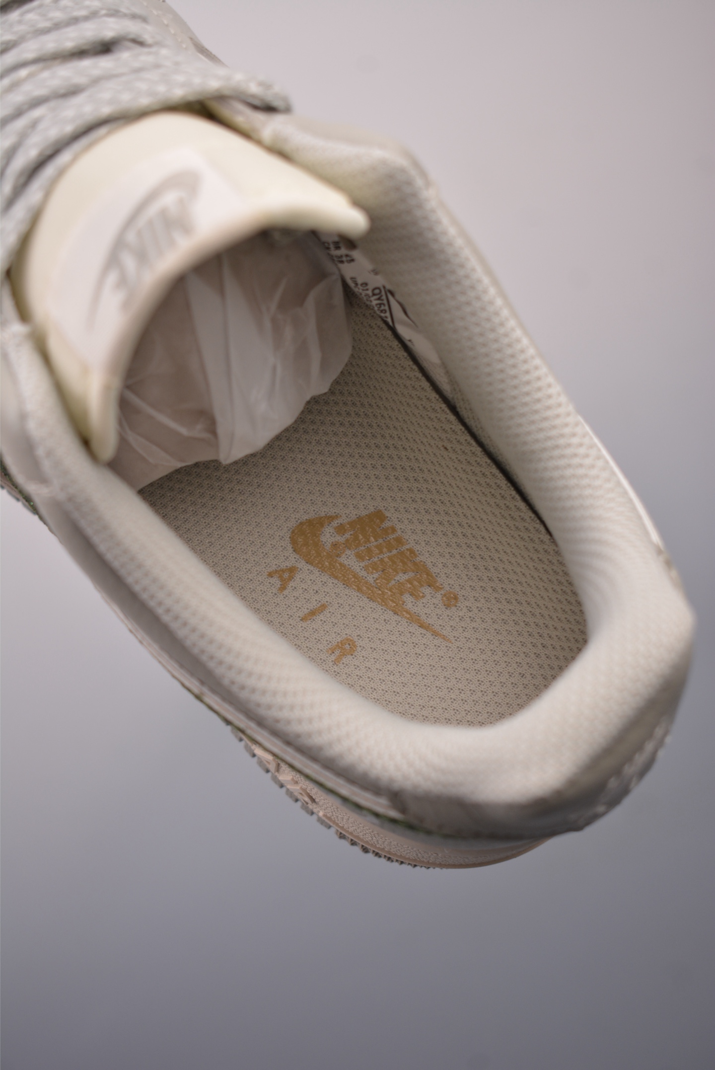 Nike Air Force 1'07 Low Grey, White, Green, Hook, Daisy QY6818-618