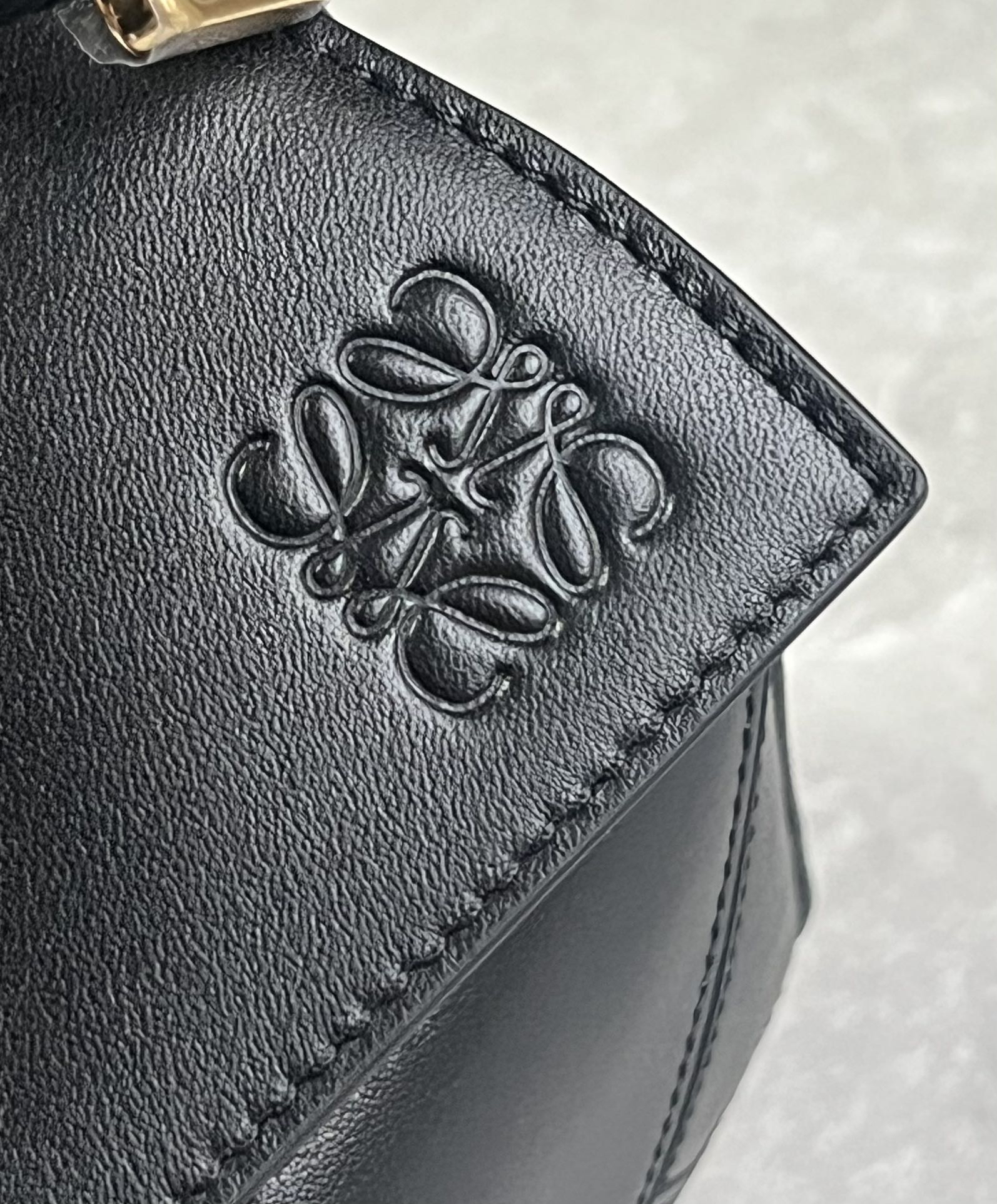 Loewe zzle bag with braided handle 0189