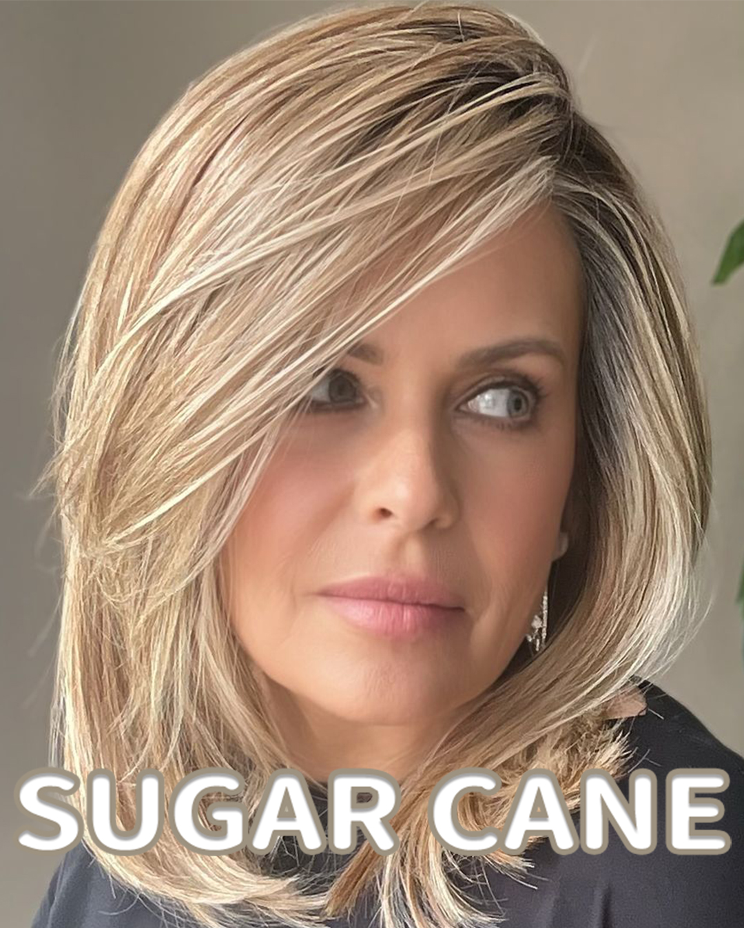 Shoulder-Length Layered Wig With Side Part